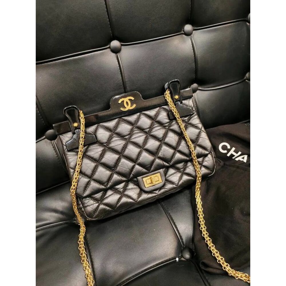 Chanel Women Pre-Loved Bag Very Good Condition